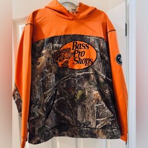 Bass Pro Men’s Orange & Camoflauge Hoodie L